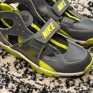 Nike Huarache Grey/Green